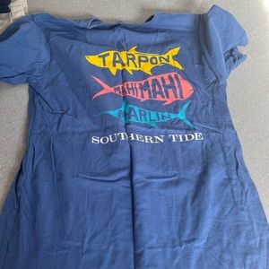 Southern tide t shirt